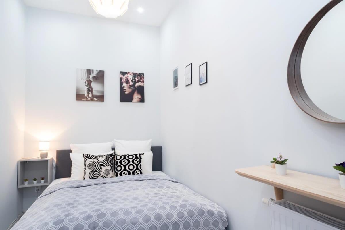 New Spacious Apartment At Superb Location ブダペスト エクステリア 写真
