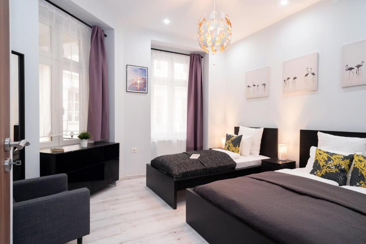 New Spacious Apartment At Superb Location ブダペスト エクステリア 写真